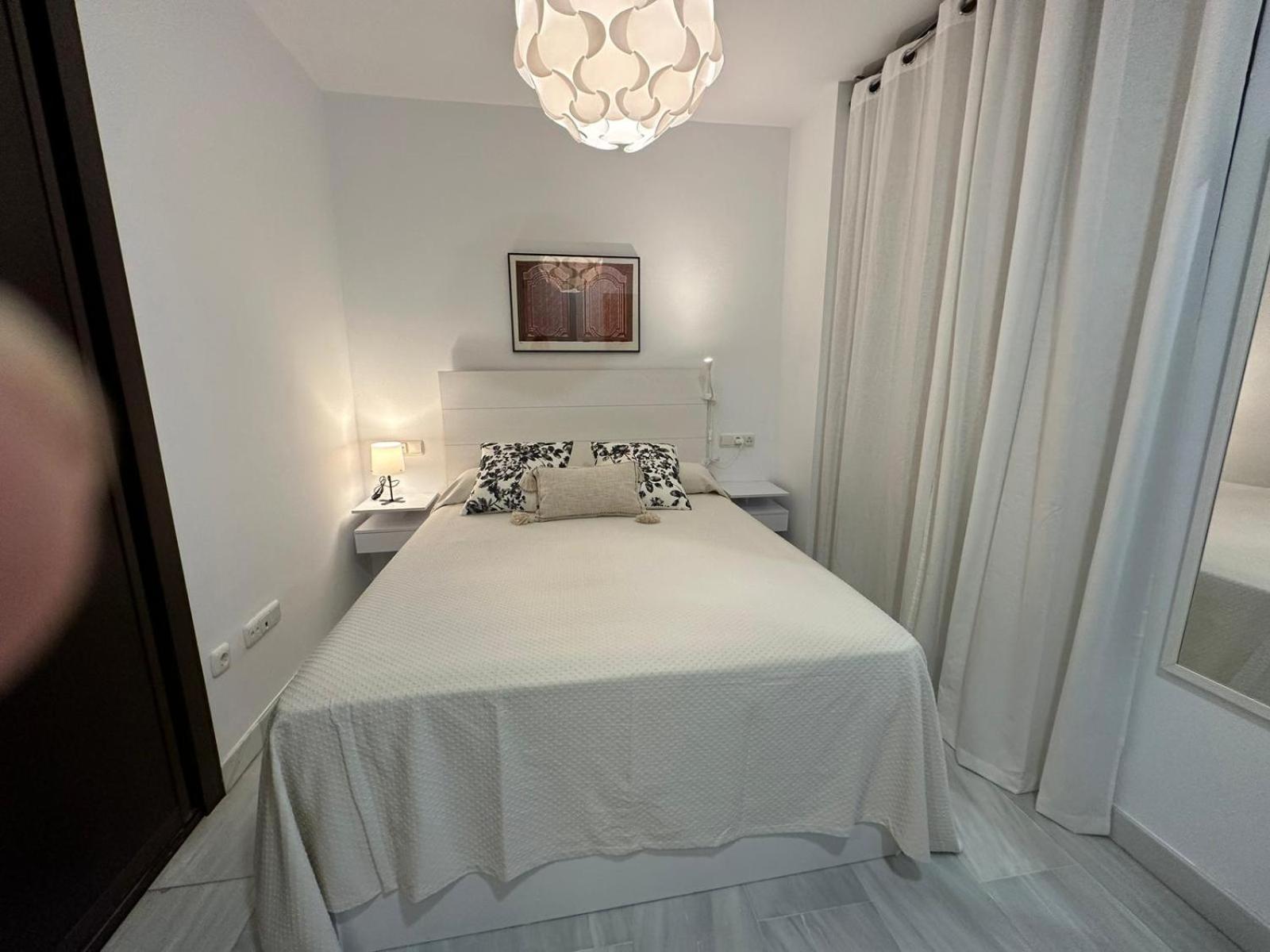 Casa De Eugenia Appartement Málaga Buitenkant foto